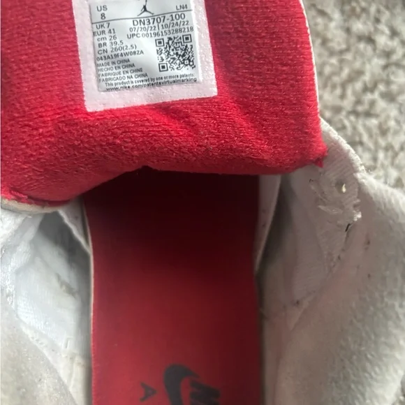 Jordan retro 3’s